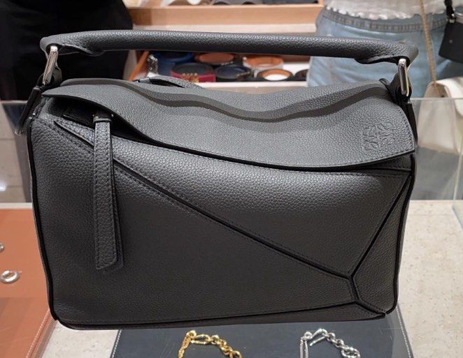 Loewe Small Puzzle in soft grained calfskin Colour Anthracite