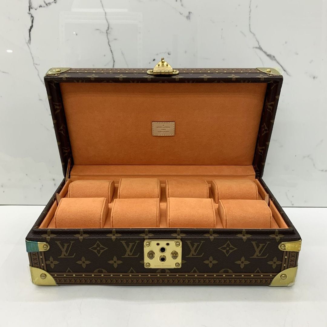 Coffret 8 hotsell montres louis vuitton