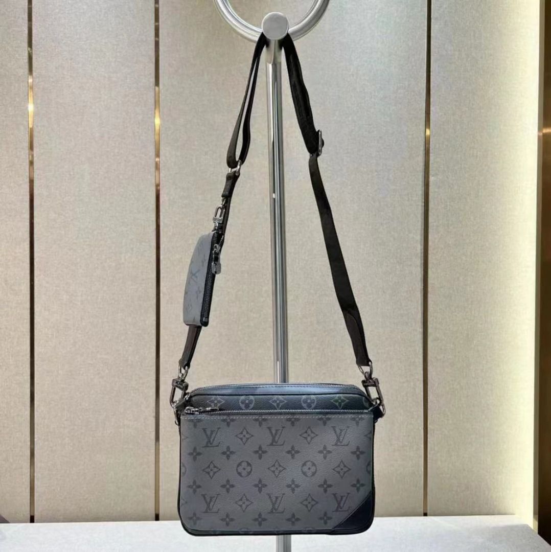 LOUIS VUITTON Monogram Eclipse Reverse Trio Messenger M69443