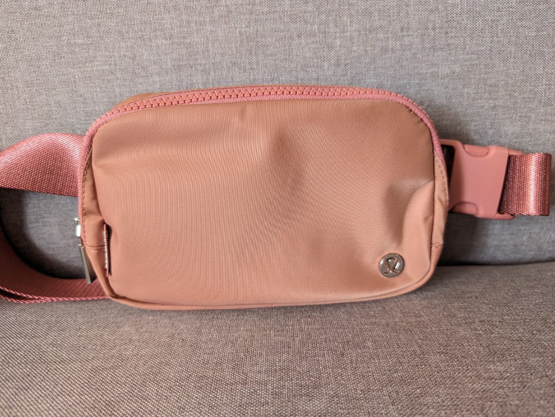 LULULEMON Everywhere Belt Bag Pink Pastel