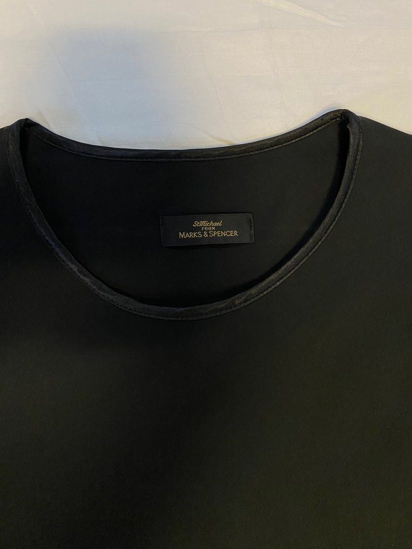 Marks and Spencer Black Double Lined Mini Dress (Category: Dresses) located in San Pedro. Submitted by 2chic (Listing ID 1266492357, Image 3). Description: Fits: S L: 82cm (when laid down) FOR YOUR INFORMATION * Item’s actual color may slightly vary, due to different device screen settings *Read the item description carefully *No proof of payment, No shipping *No return, No exchange PM for inquiry, enjoy shopping! Thank you!.