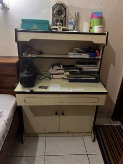 Meja Belajar