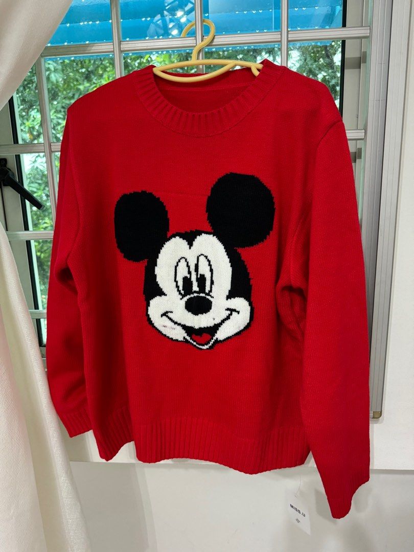 Red mickey mouse sweater shop