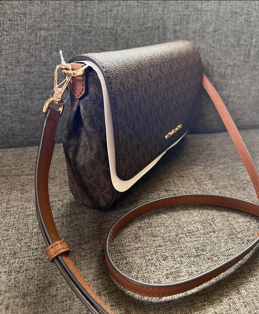 Medium logo deals convertible crossbody