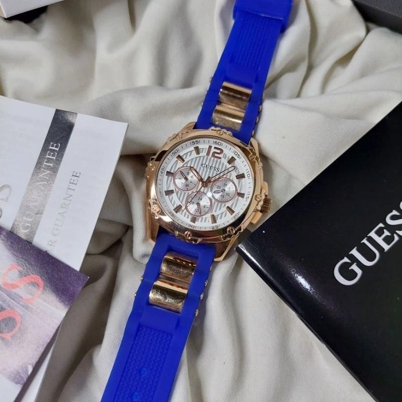 W0325l8 guess clearance watch