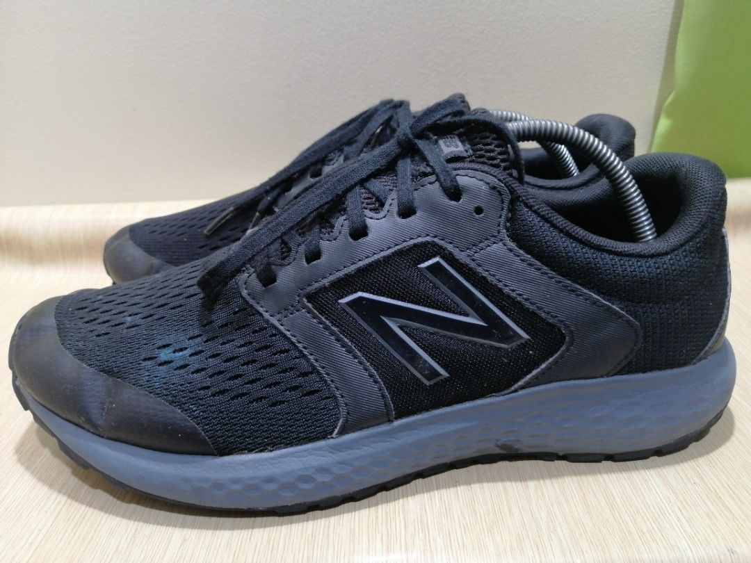 New Balance Size 10.5 4E Men s Running Shoes Sneakers
