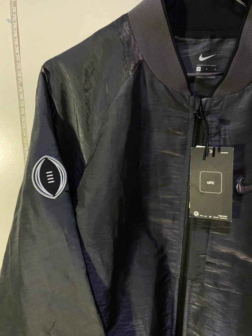 Nike official shop on field apparel