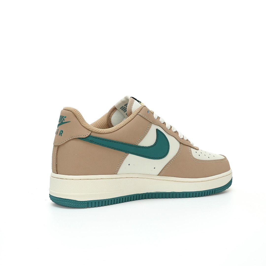 Nike Air Force 1 07 Low