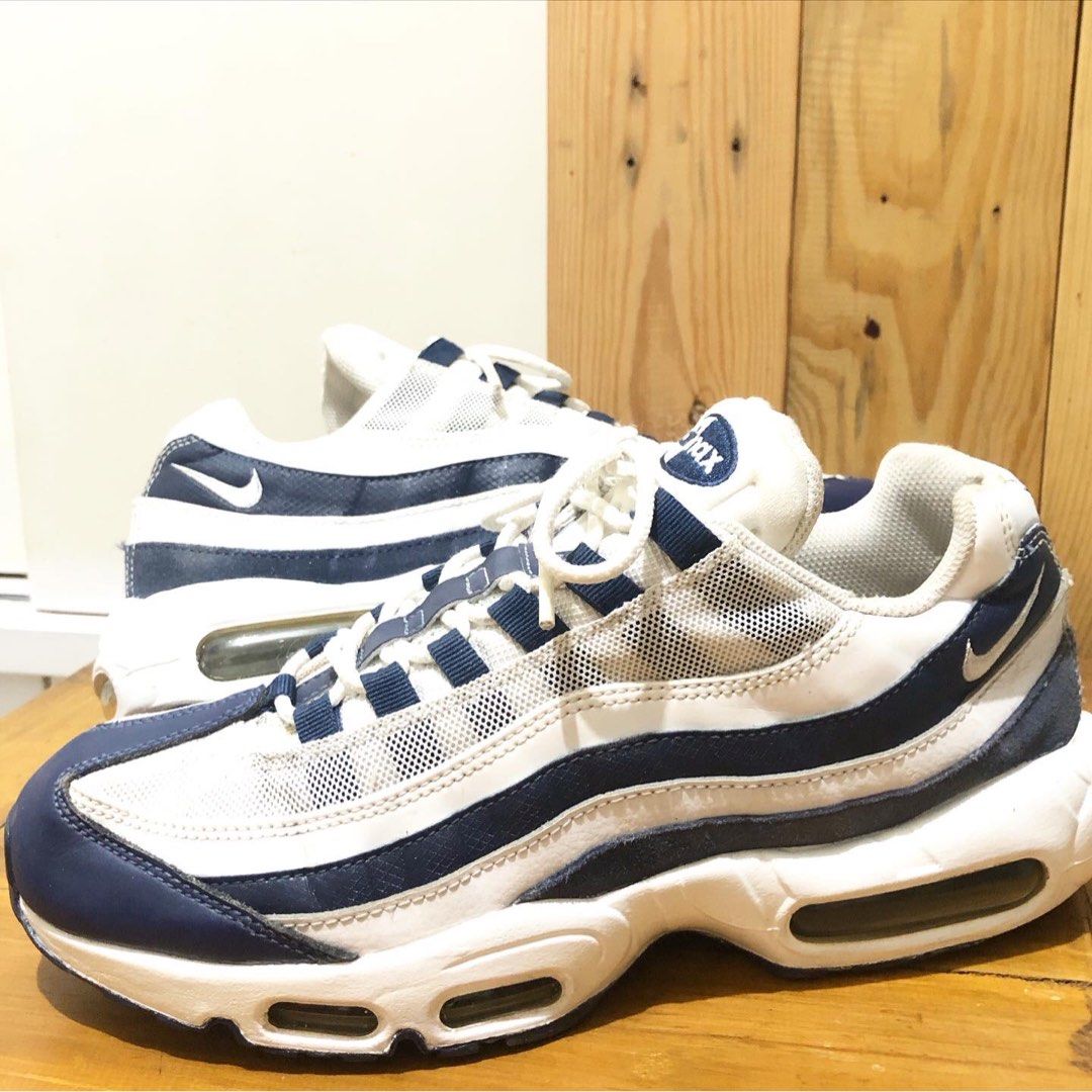 Nike air max 95 yankees hot sale