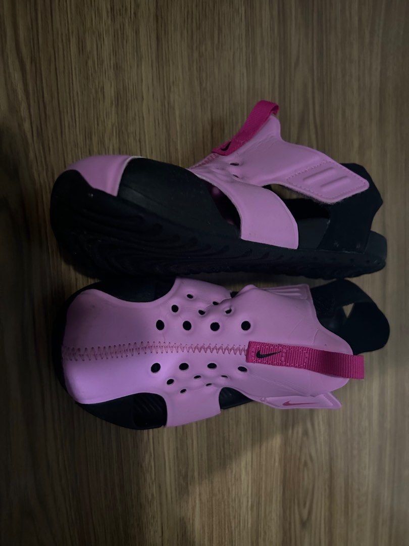 waterproof nike sandals