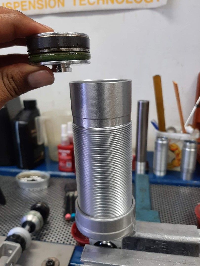 Ohlins suspension service, Motorcycles, Motorcycle Accessories on Carousell