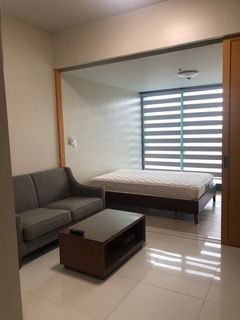 One Uptown BGC (1BR w/ view) For Rent