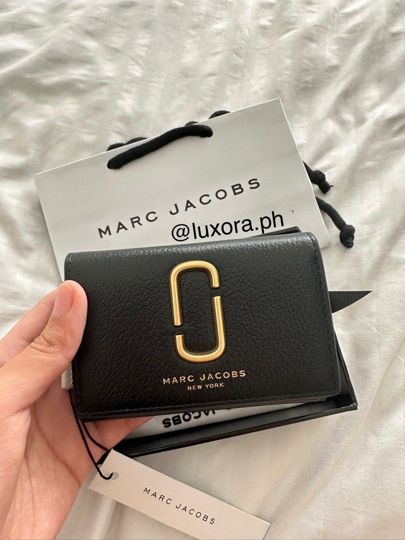 Marc jacobs double j multi wallet hot sale