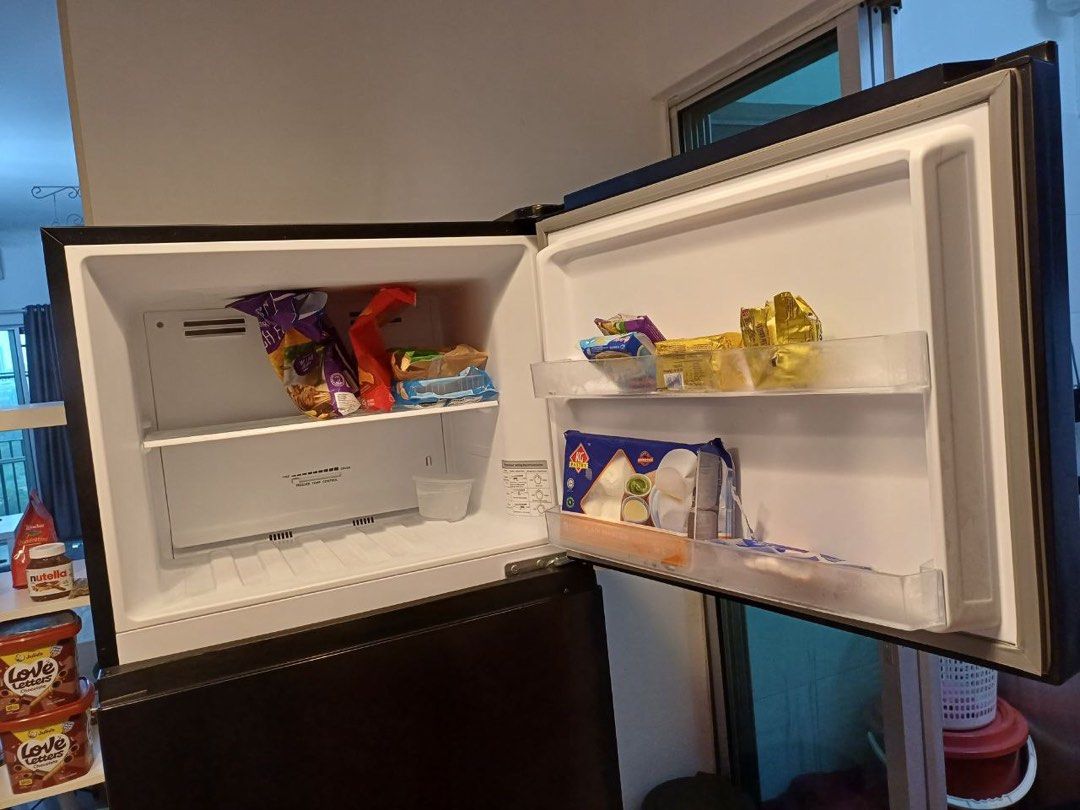 Peti ais hisense 460 liter, TV & Home Appliances, Other Home Appliances