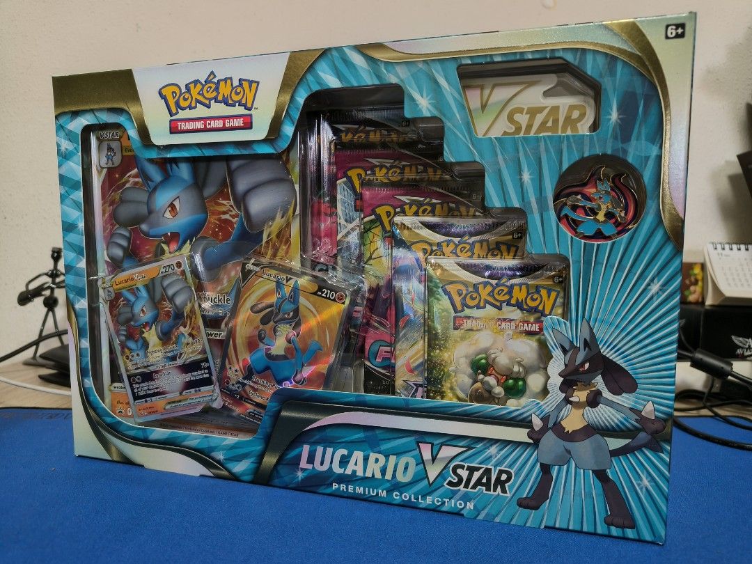  Pokemon TCG: Lucario VSTAR Premium Collection : Toys & Games