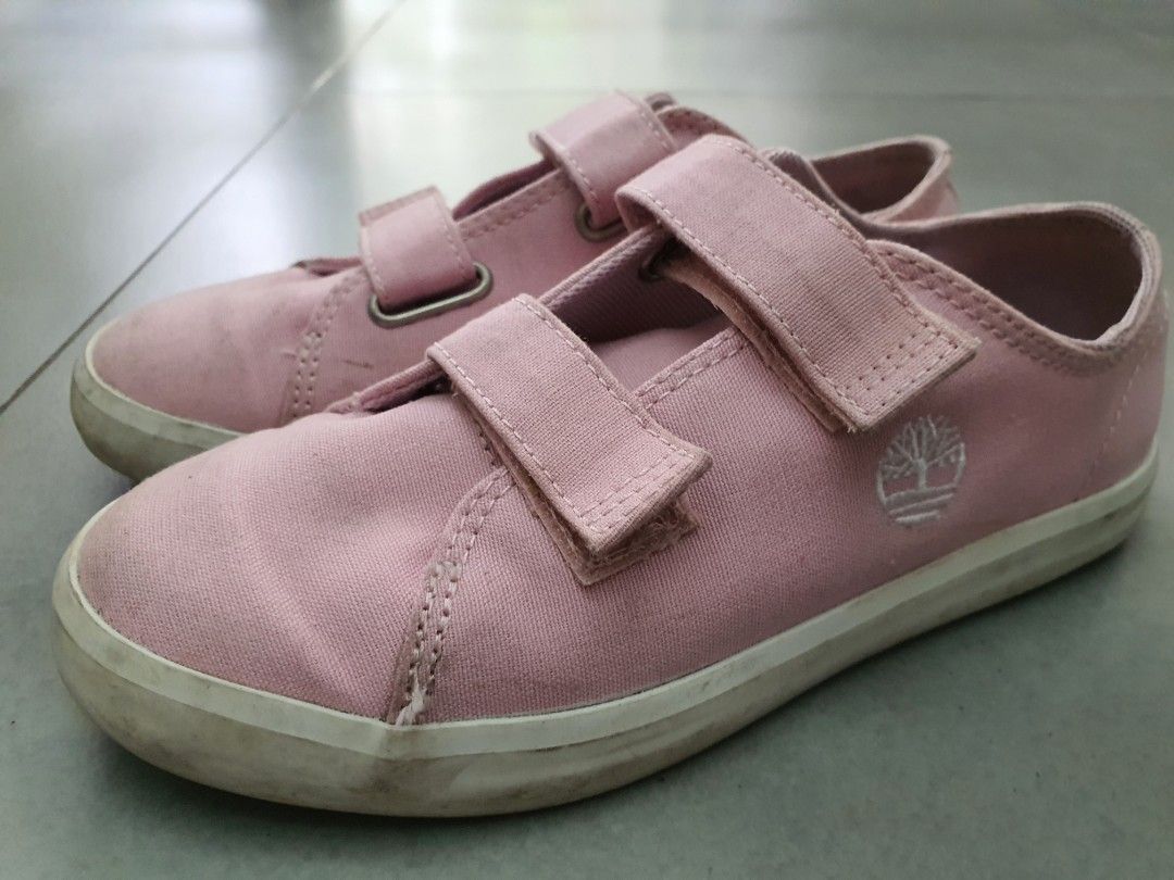 Preloved Original TIMBERLAND Shoes Size EU33 Babies Kids
