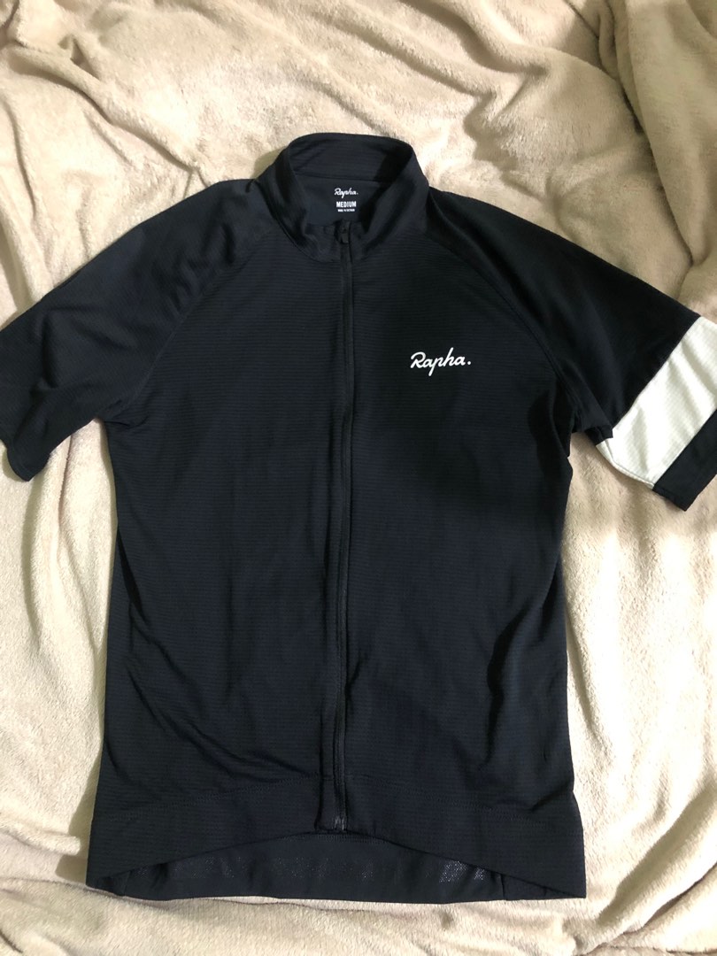 Rapha core black medium, Men's Fashion, Activewear on Carousell