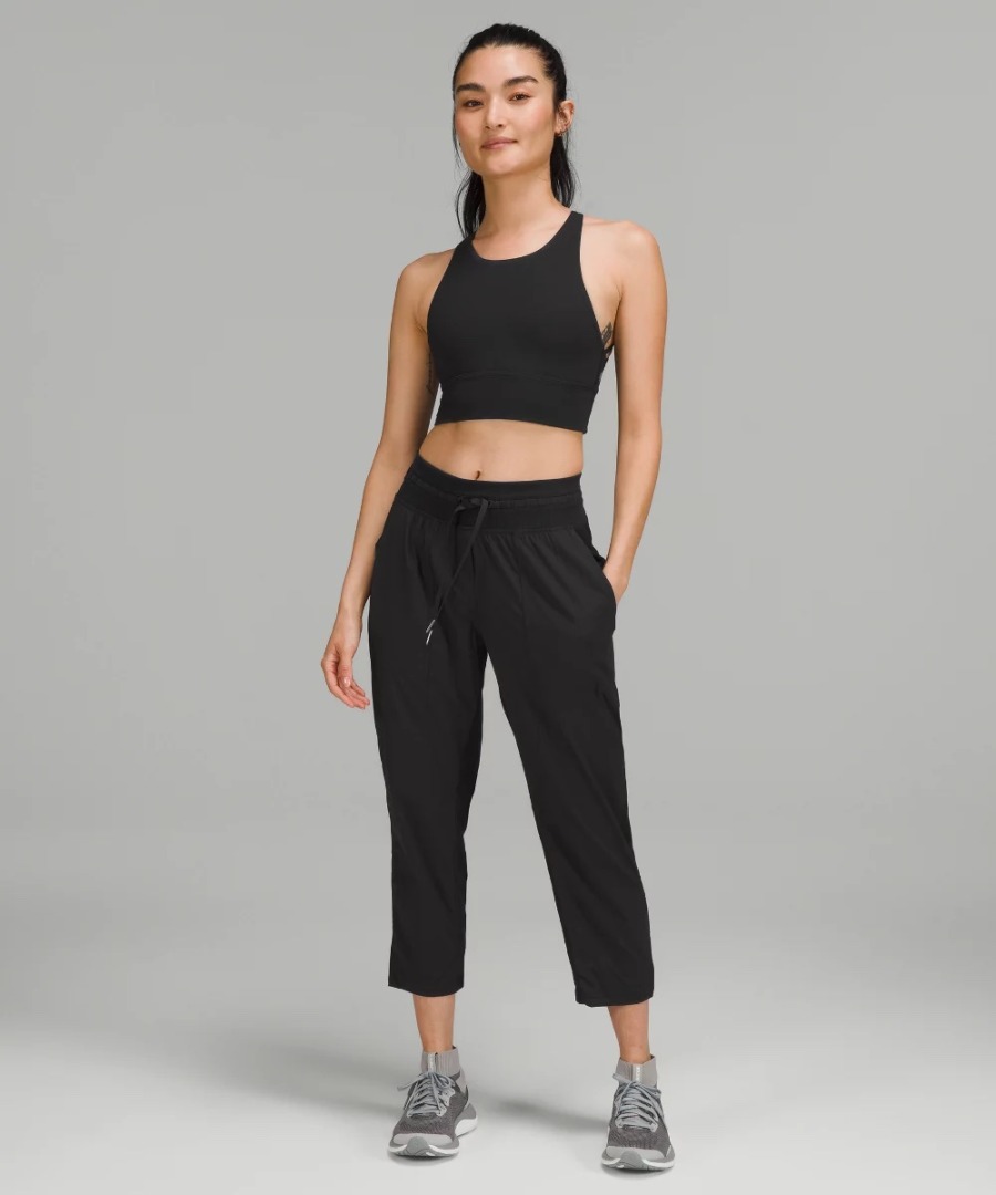 LuluLemon cropped yoga pants