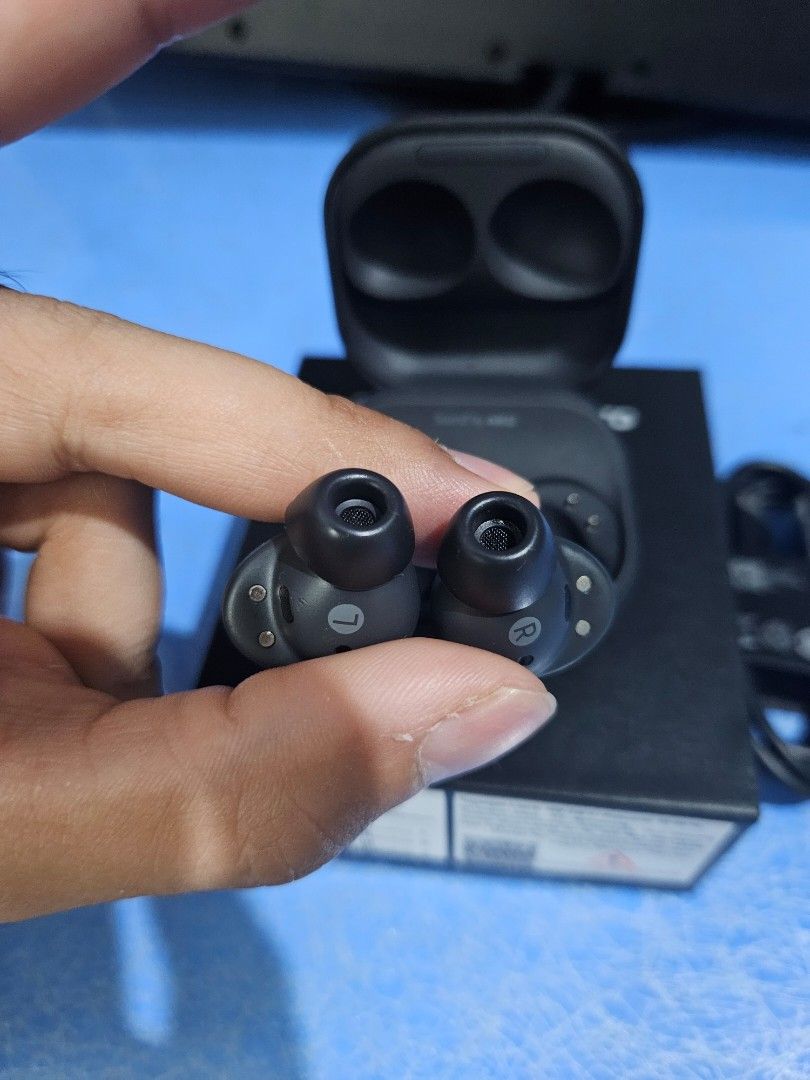 Samsung galaxy Earbuds 2 Pro, Elektronik, Audio di Carousell