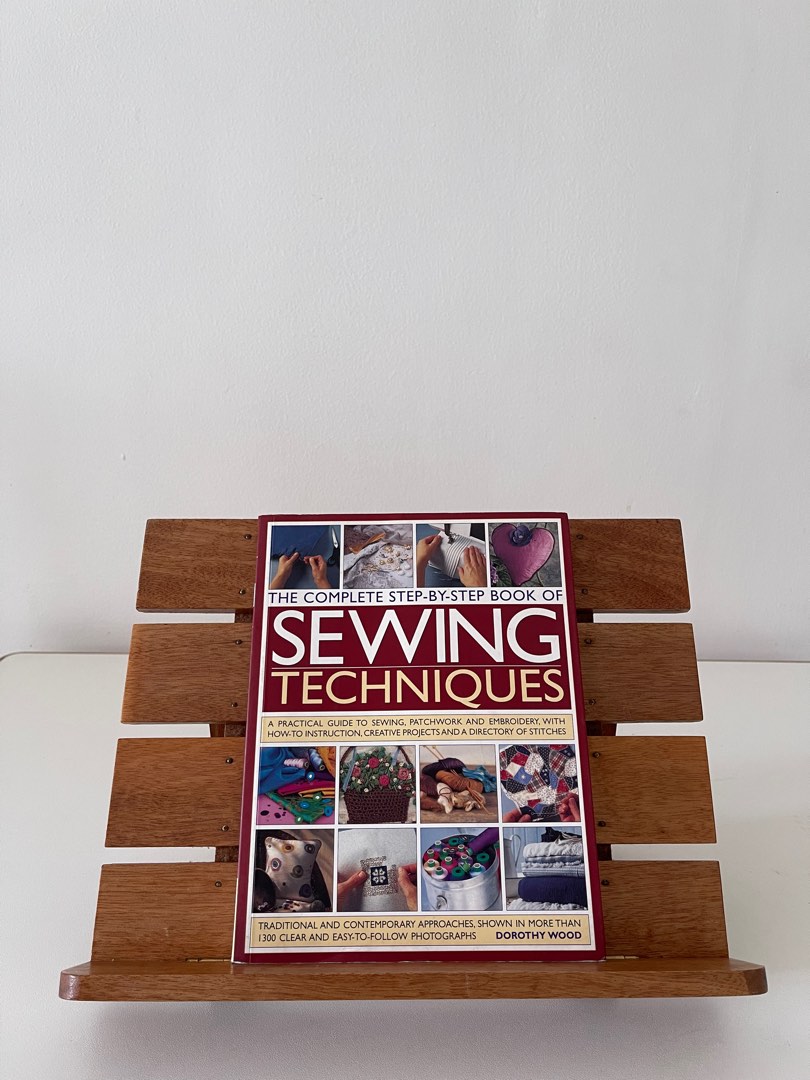 Sewing Techniques Book, Hobbies & Toys, Books & Magazines, Textbooks on