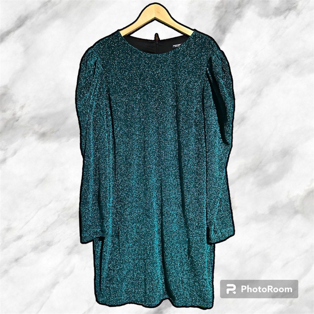 Shein Plus size green evening gown, Women's Fashion, Dresses & Sets, Evening  dresses & gowns on Carousell