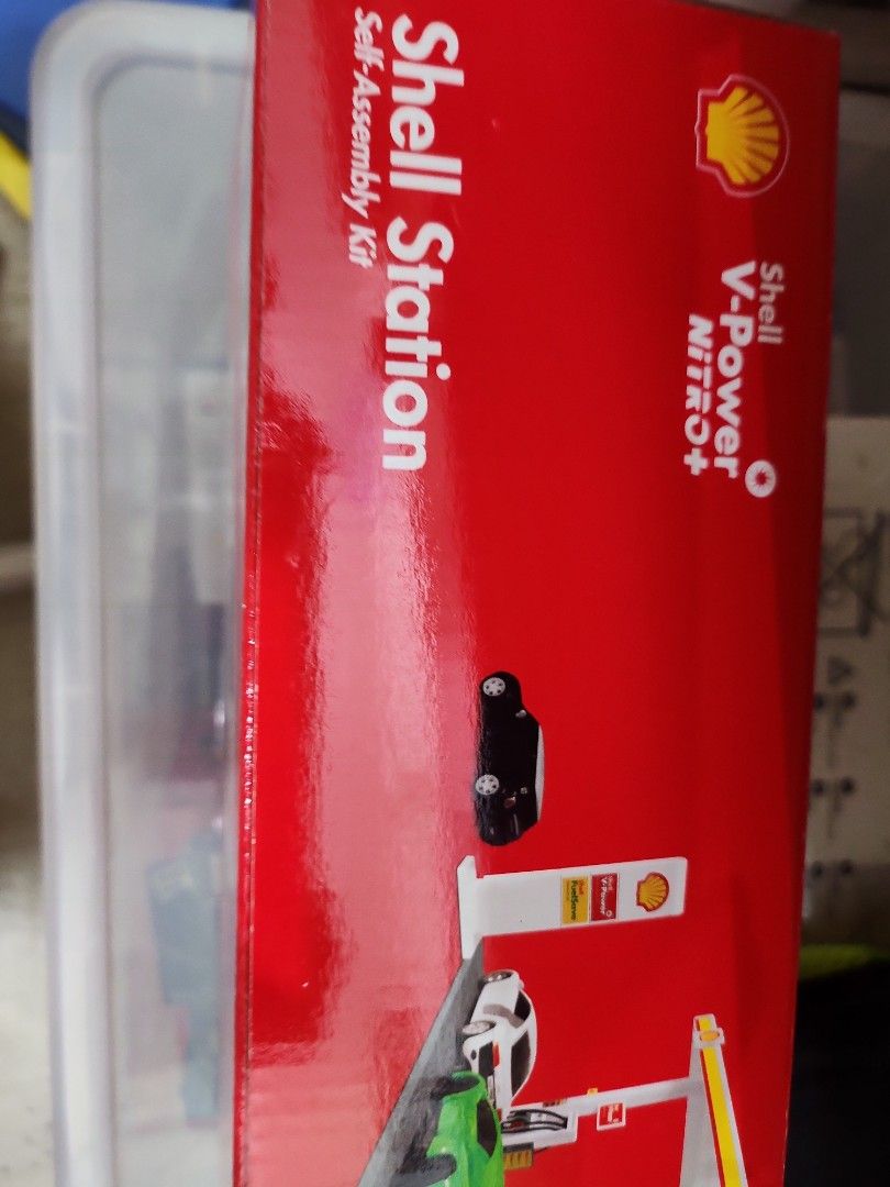 Shell station self assembly.kit, Hobbies & Toys, Toys & Games on Carousell