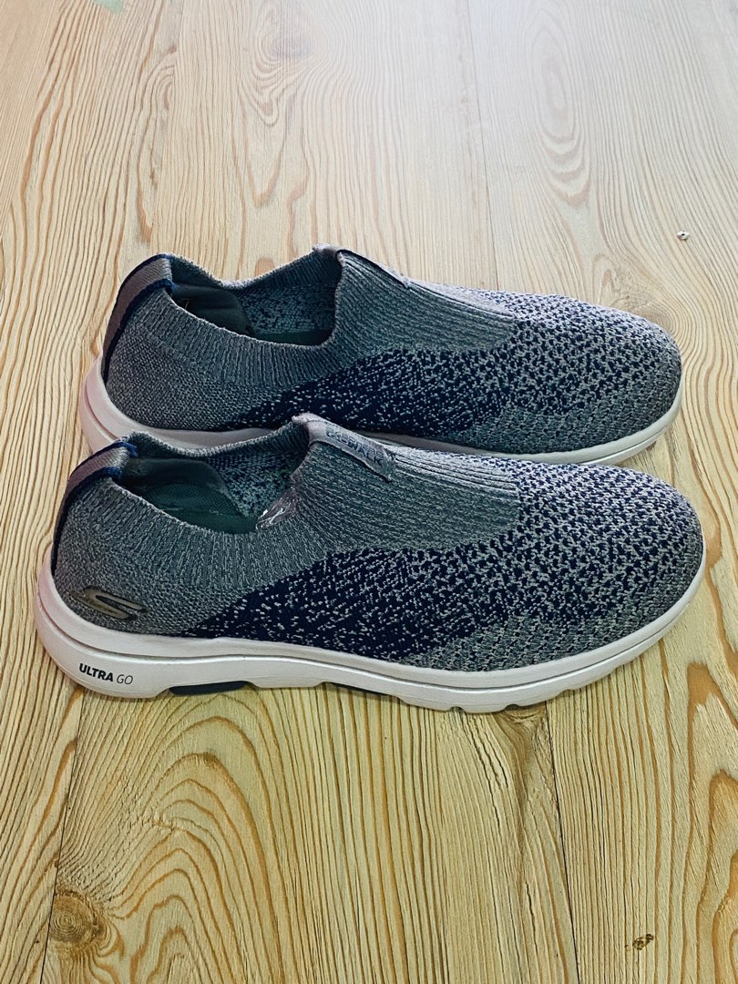 Skechers go deals walk mantra ultra