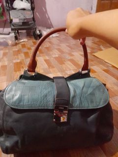 (Kategori: ) berada di . Dikirim oleh erniku (ID iklan 1266600804, Gambar 1). Deskripsi: .
