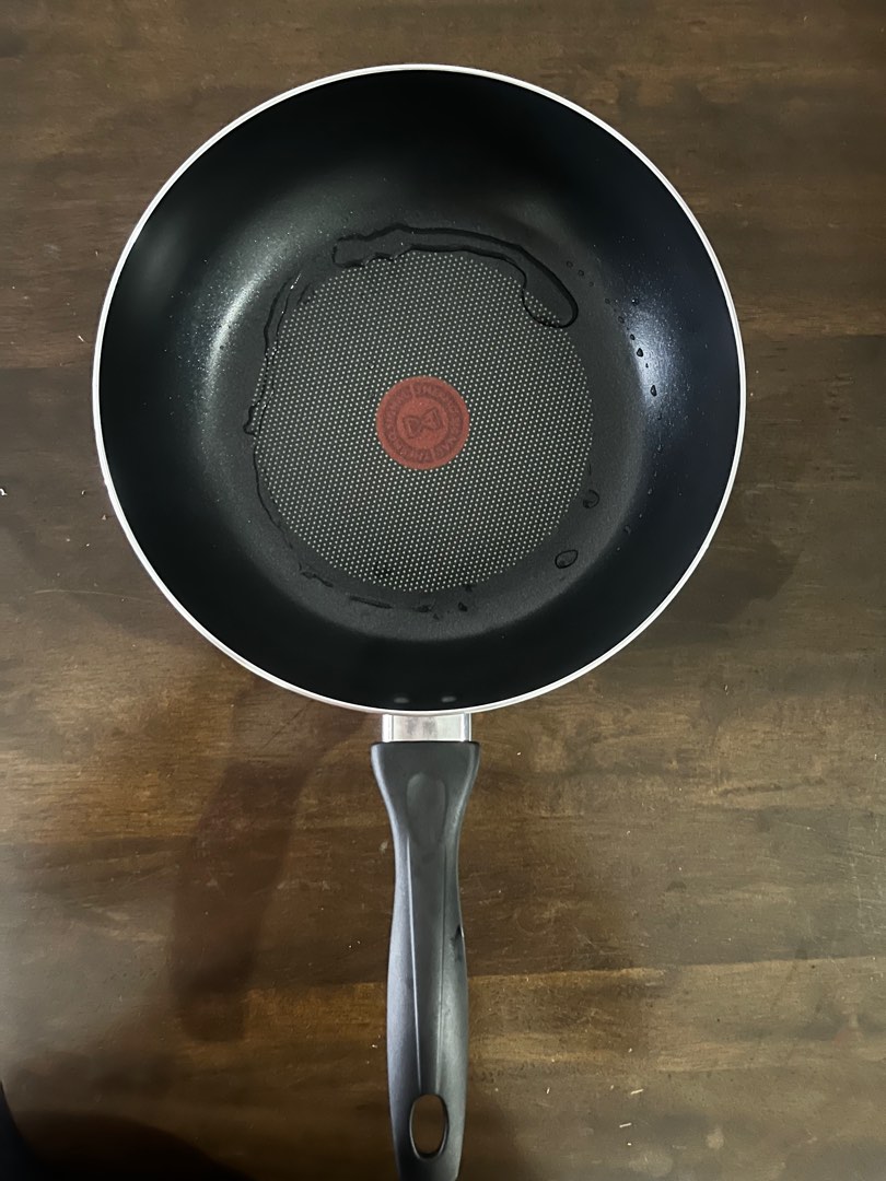 Tefal frying pan, Furniture & Home Living, Kitchenware & Tableware