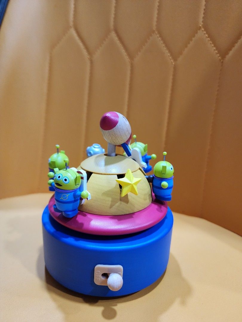 Toy story alien deals music box