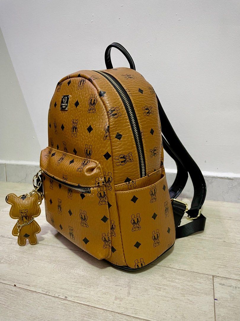 TTWN Bear backpack