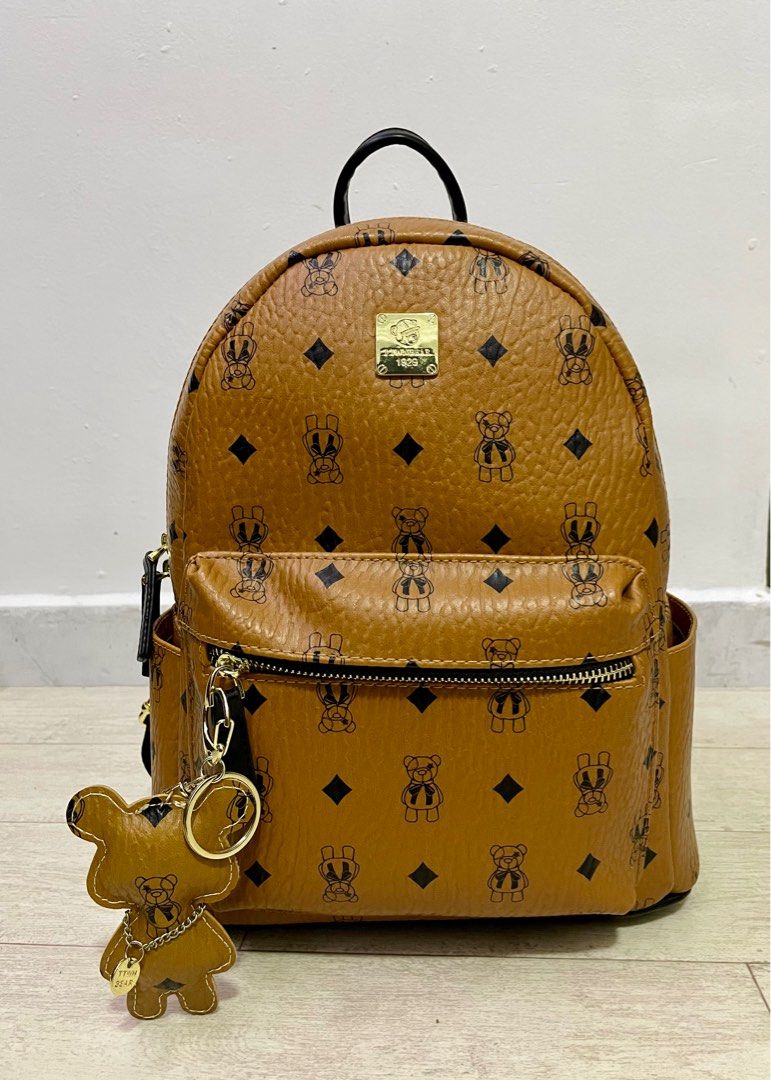 TTWN Bear backpack