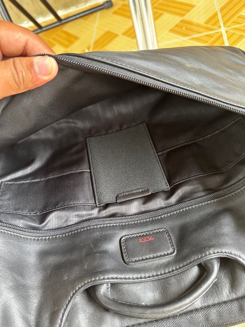 TUMI Leather Laptop Bag, Men's Fashion, Bags, Briefcases on Carousell