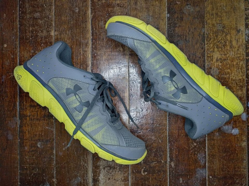 Under Armour Micro G Assert 6 Men s Fashion Footwear Sneakers
