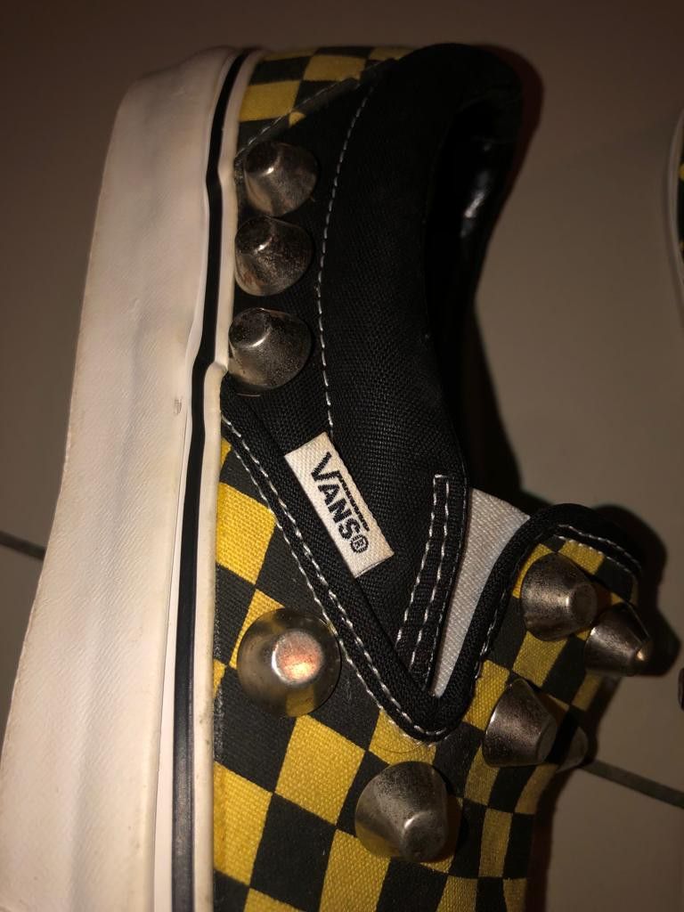 Checkerboard vans yellow and black sale