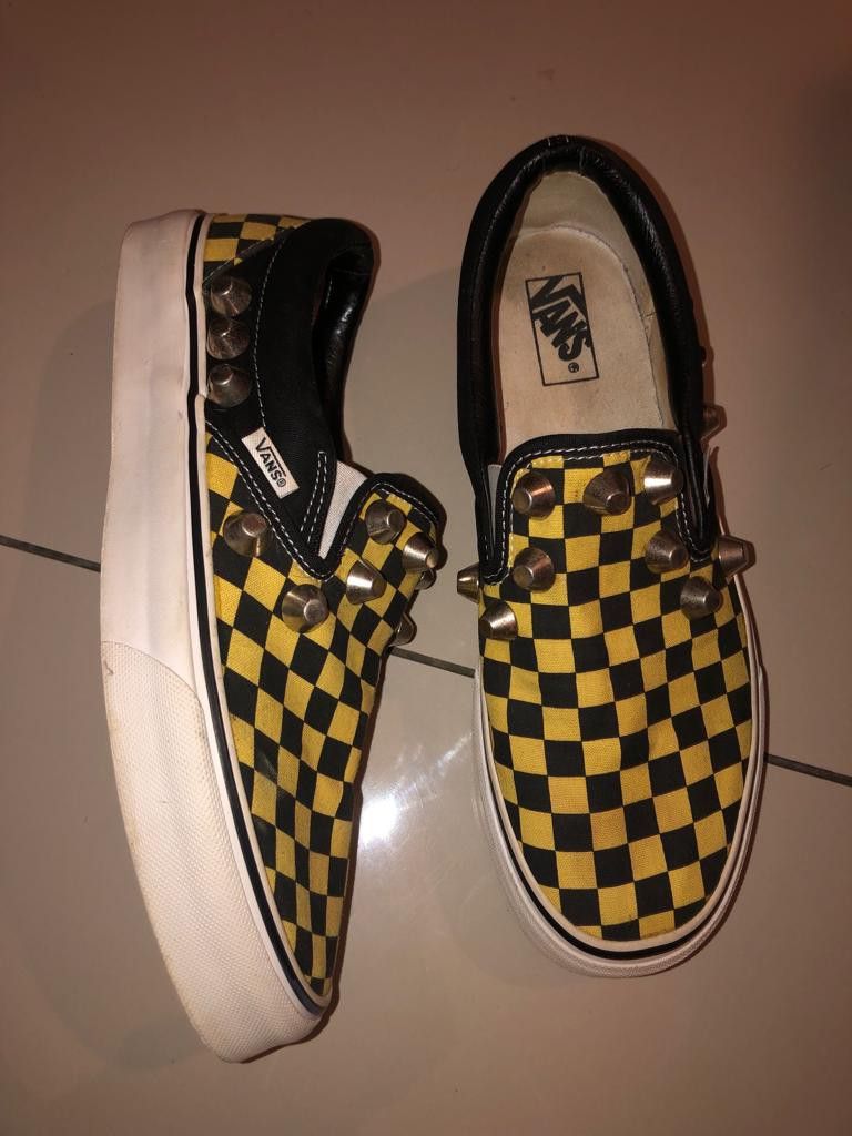 Yellow and black vans checkerboard online