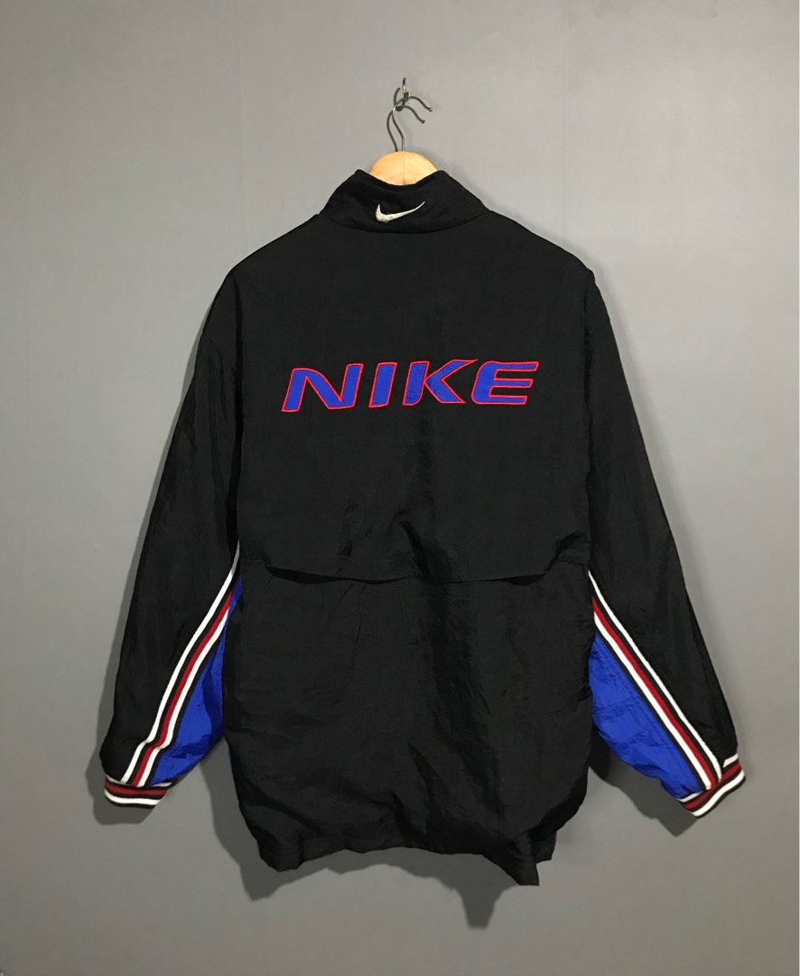 Nike Windbreaker Men's XL polyester black type Vintage Second Hand