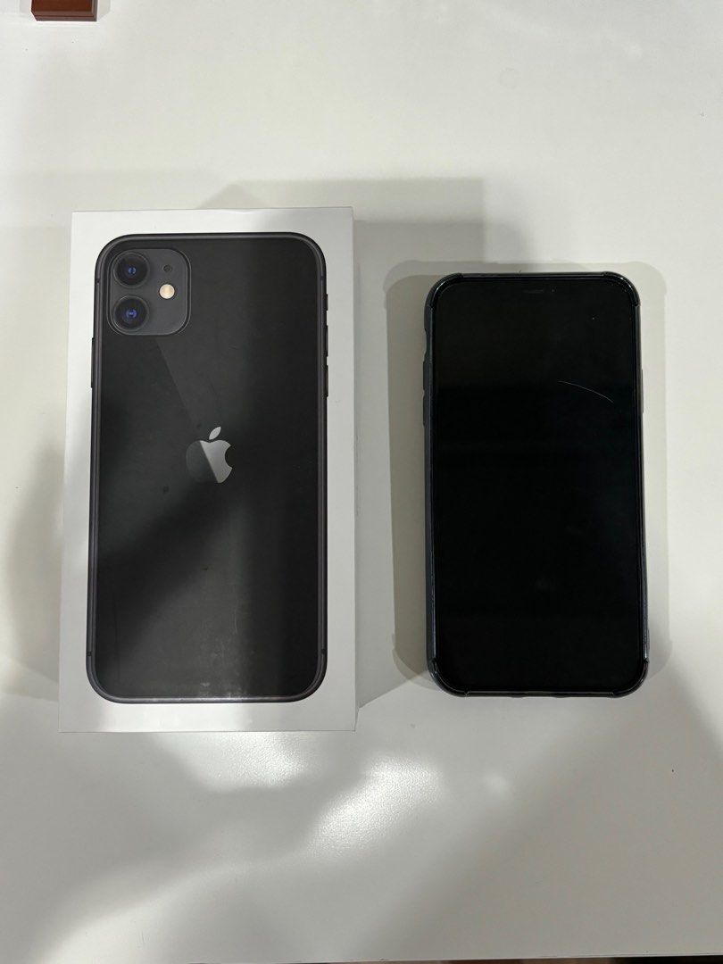 What kind of earphones come with iphone 11 top