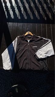 (Category: ) located in . Submitted by nerd.thrift (Listing ID 1266542594, Image 1). Description: .