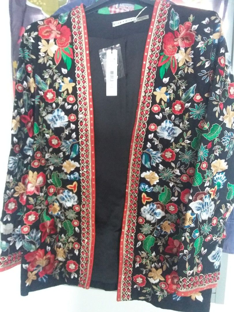 Alice and olivia deals embroidered jacket