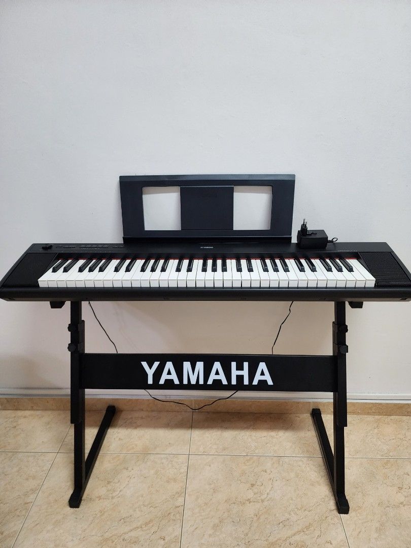Stand for deals yamaha piaggero np12