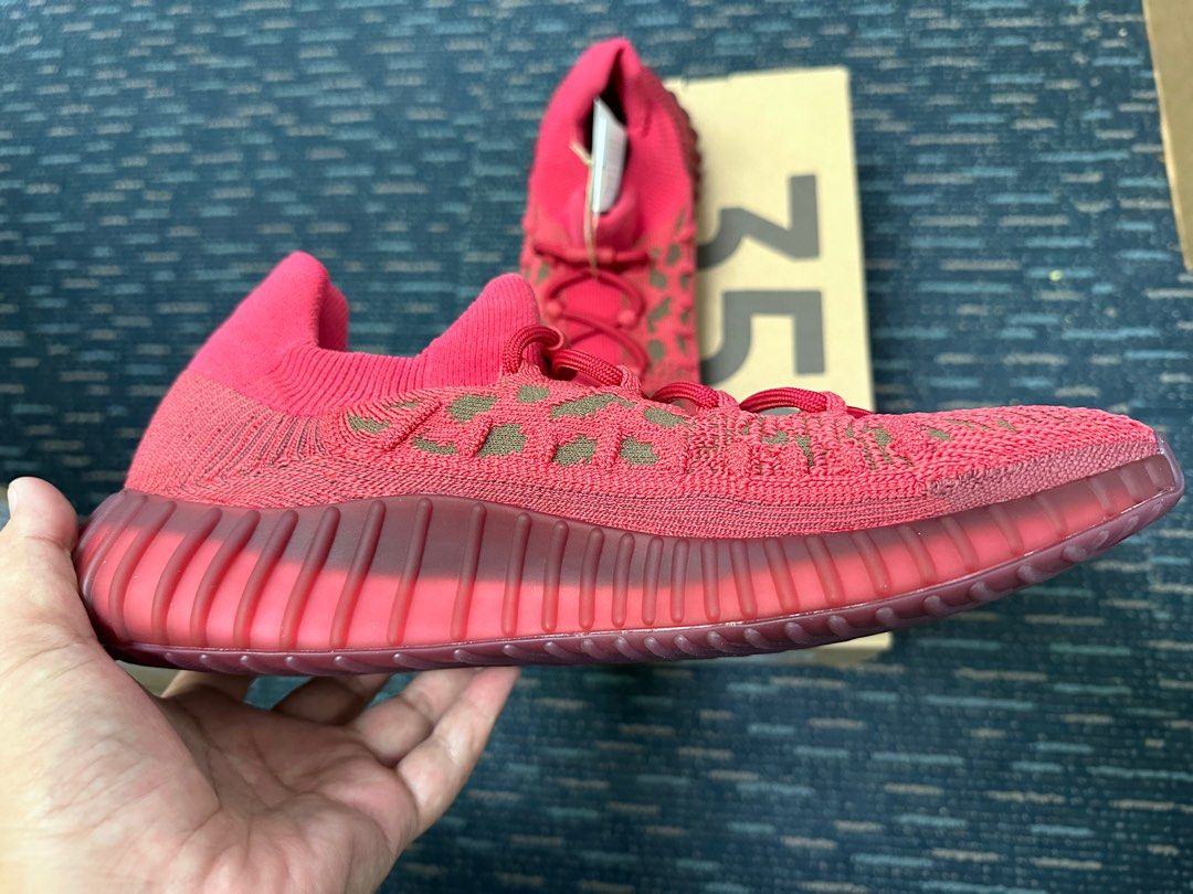 Yeezy boost 350 discount v2 red october