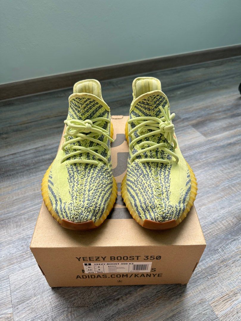 Yeezy sefrye 2025