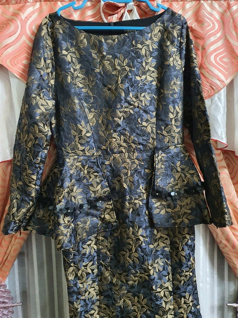 ZALIA Jacquard Peplum Mermaid Dress, Women's Fashion, Dresses & Sets,  Dresses on Carousell