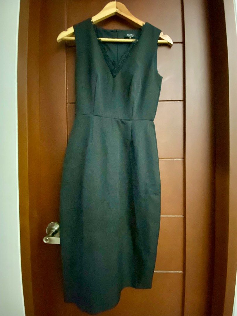 ZALORA Corporate office semi formal midi black dress XS