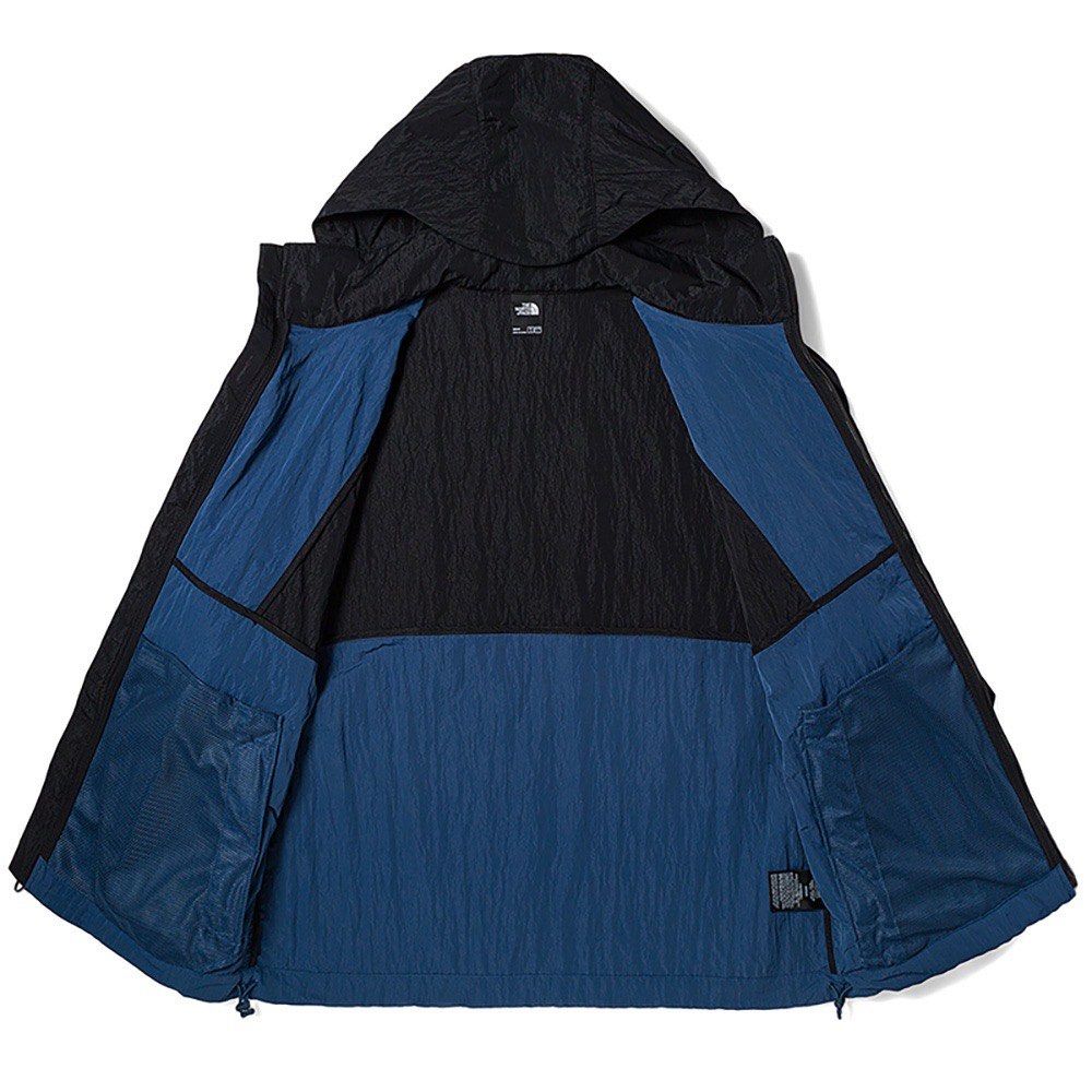 100 AUTHENTIC WITH WARRANTY The North Face Men Crinkle Woven Wind