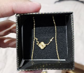 (Category: ) located in . Submitted by 123700000 (Listing ID 1263498438, Image 1). Description: .