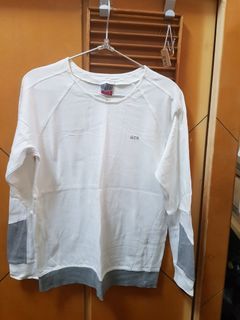 【✡加購百元商品1件免運費✡限量珍藏版✡】 STR白色純棉長袖T恤衣（XL近全新）