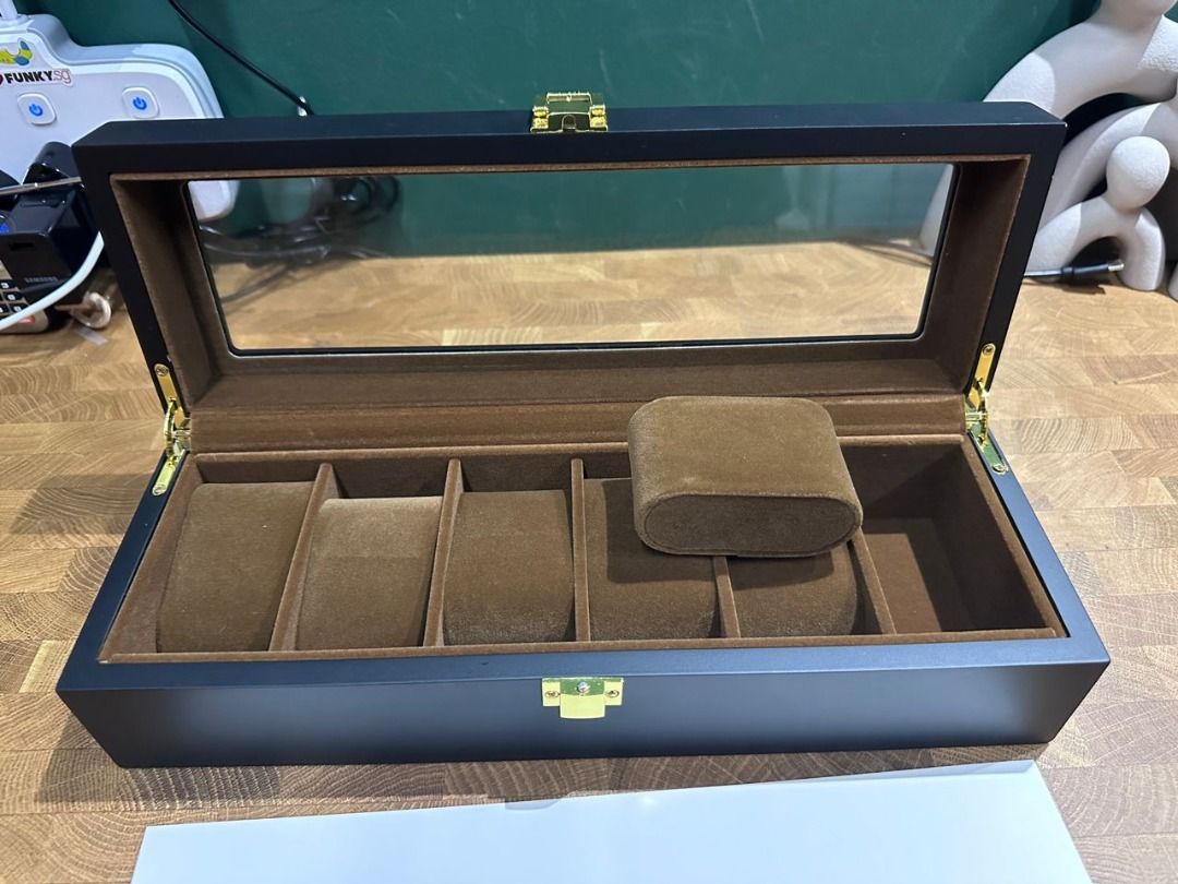 Watch organizer box top