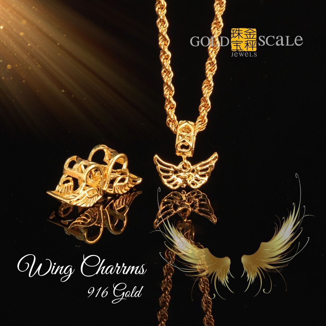 Gold necklace charms for women online